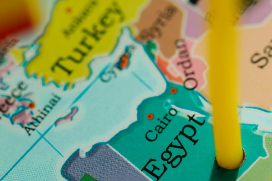 pexels-lara-jameson-8828601 سفر الكويت مصر