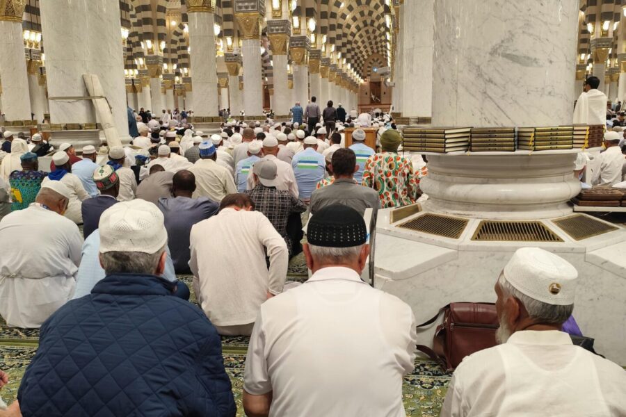 pexels-photo-33666532-33666532 برنامج عمرة من الكويت